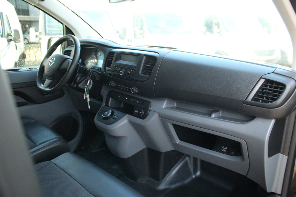 Opel Vivaro 2.0CDTI 123pk L2H1 Edition | Automaat | Camera | Cruise | Lease 260,- p/m 16