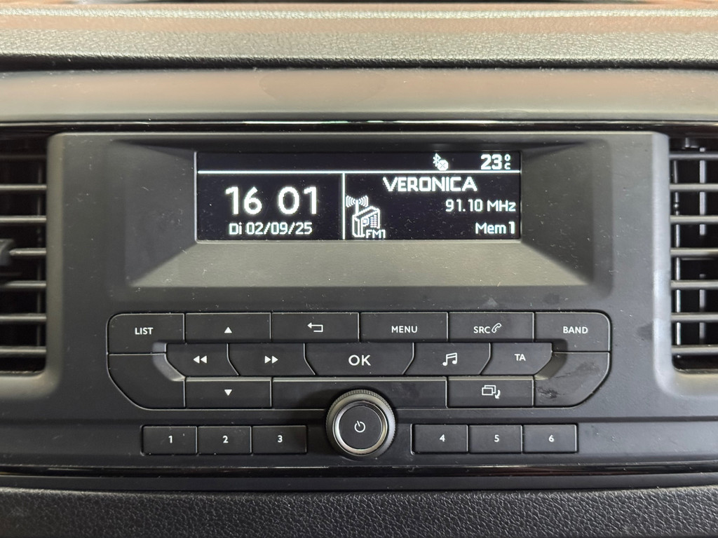 Opel Vivaro Combi 1.5 CDTI L3 9pers. AIRCO-CRUISE-BLUETOOTH-TREKHAAK-PRIJS INCL. BTW en BPM 16