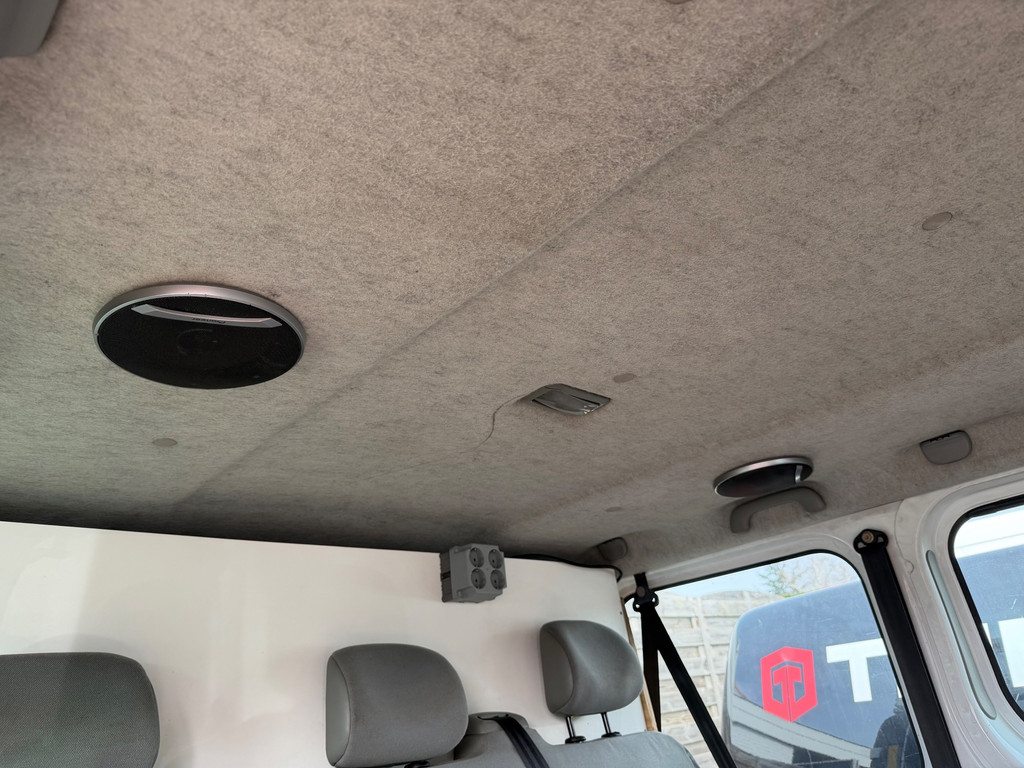 Opel Vivaro Combi 1.9DTi,Pers.Bus.Versnellingsbak,KAPOT 13