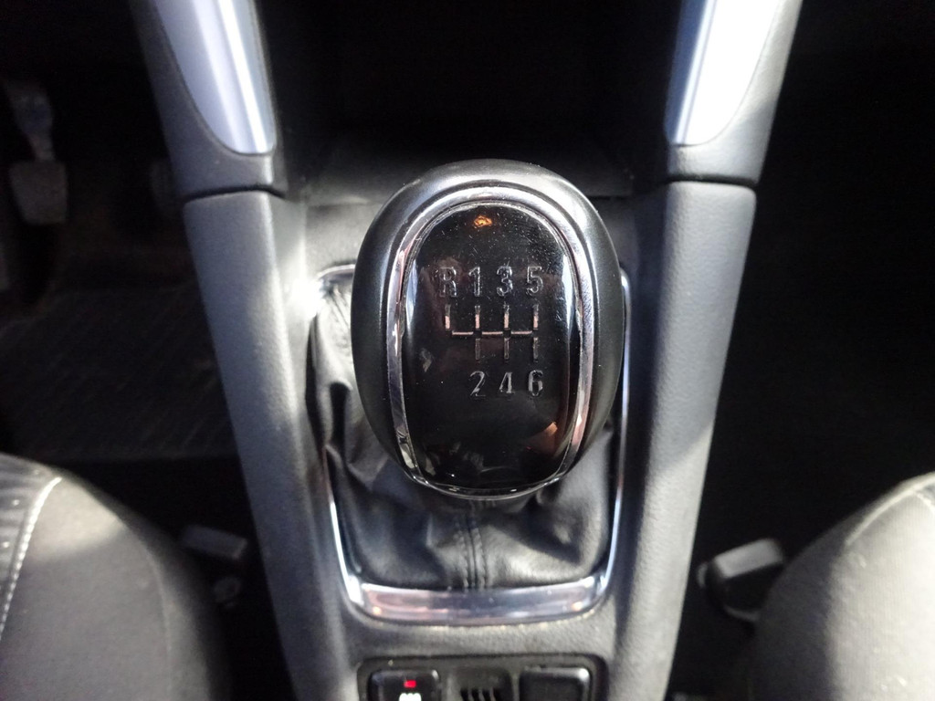 Opel ZAFIRA TOURER VAN 1.6 CDTI EU6 136 PK AIRCO CRUISE CONTROL NAVIGATIE zeer luxe grijs kenteken 20