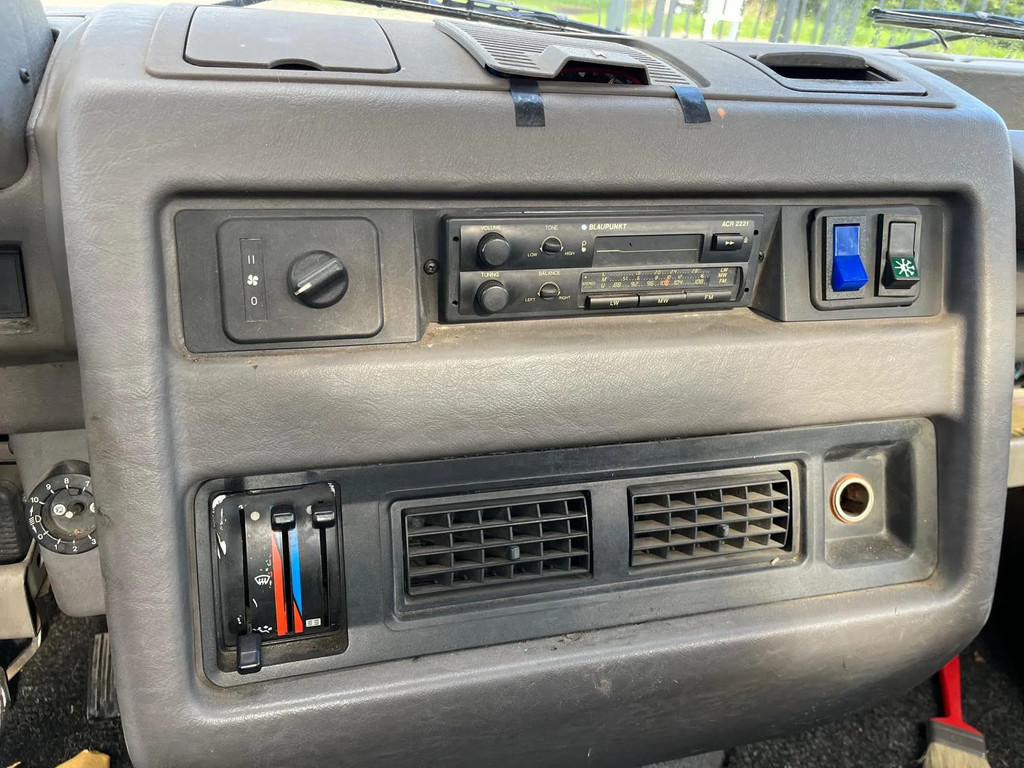 Overige merken AE04ET 400 OPRIJWAGEN / AUTOAMBULANCE 10