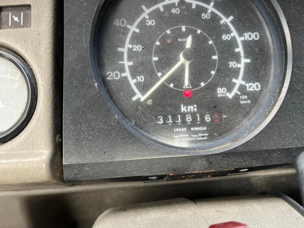 Overige merken AE04ET 400 OPRIJWAGEN / AUTOAMBULANCE 11