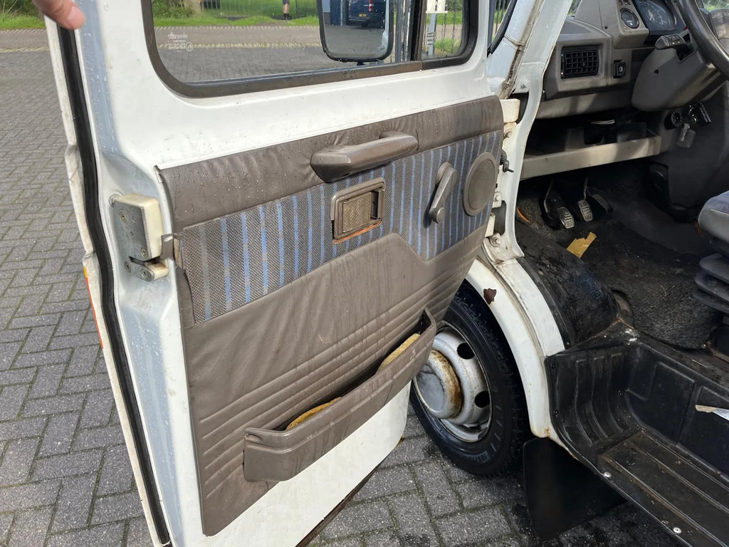 Overige merken AE04ET 400 OPRIJWAGEN / AUTOAMBULANCE 12