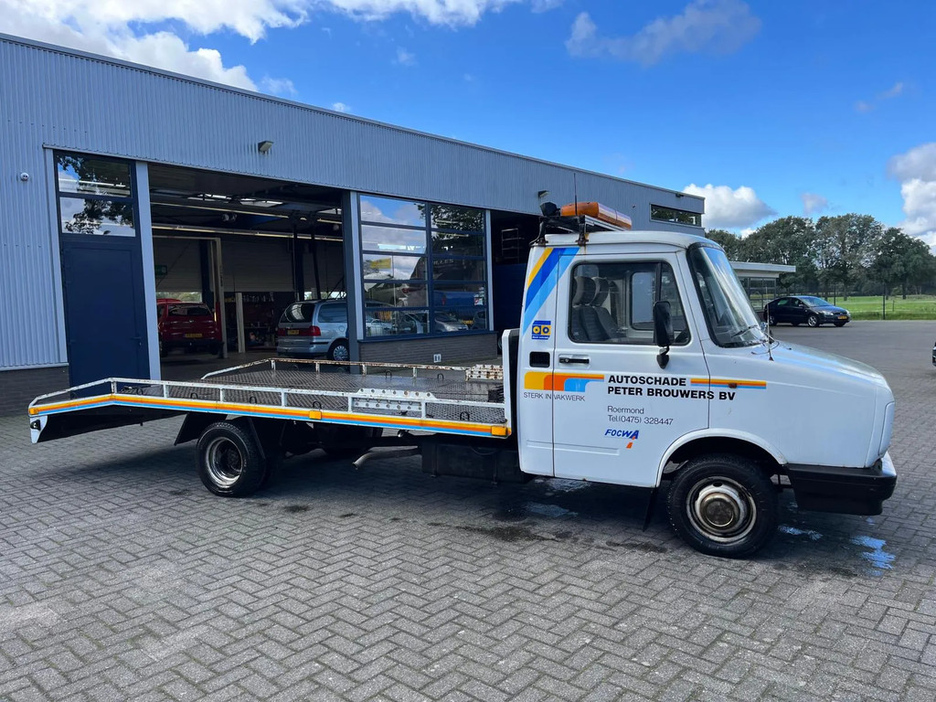 Overige merken AE04ET 400 OPRIJWAGEN / AUTOAMBULANCE 16