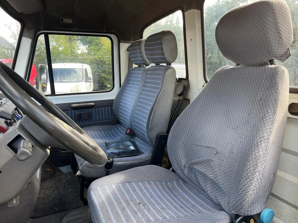 Overige merken AE04ET 400 OPRIJWAGEN / AUTOAMBULANCE 7