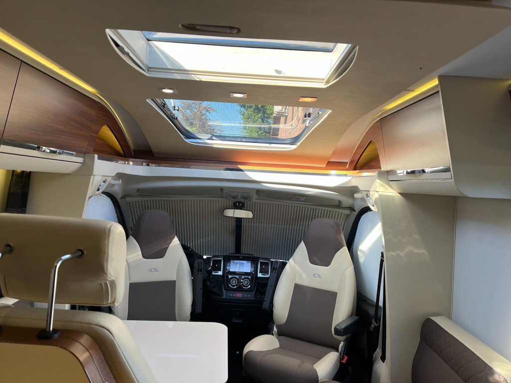 Overige merken CORAL S 670SL Platinum skyroof 150pk bj 2018 12