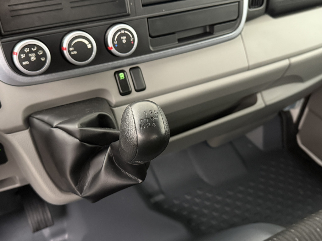 Overige merken Canter 3C13 Chassis Cabine | Airco | 2,65 mtr Wielbasis | Lichte transportschade 14