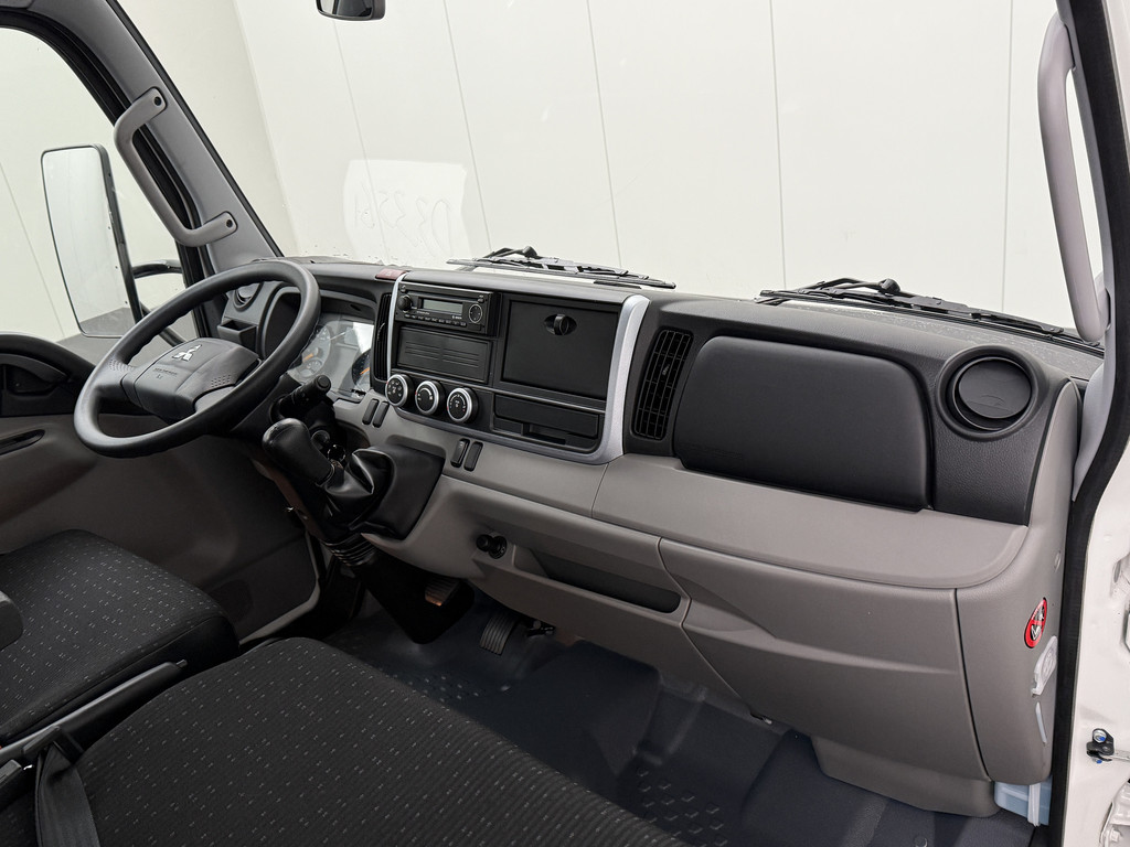 Overige merken Canter 3C13 Chassis Cabine | Airco | 2,65 mtr Wielbasis | Lichte transportschade 17