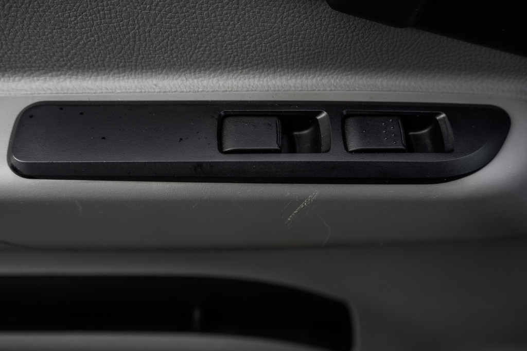 Overige merken Canter 3C15 | Bakwagen met laadklep | Automaat | 1000KG Laadklep | Airco 15