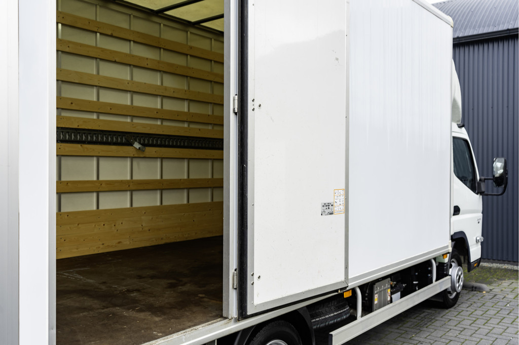 Overige merken Canter 3C15 | Bakwagen met laadklep | Automaat | 1000KG Laadklep | Airco 7