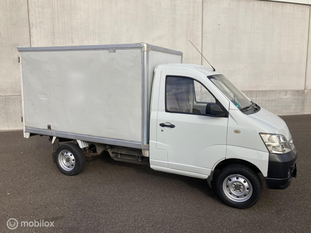 Overige merken Freedom Gesloten Laadbak 1.0 Benzine 11