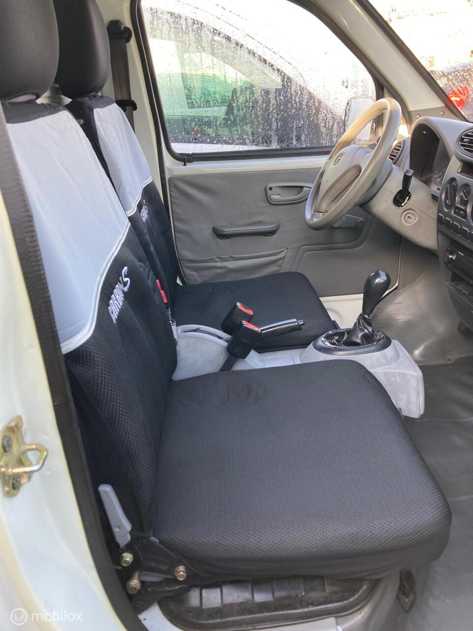 Overige merken Freedom Gesloten Laadbak 1.0 Benzine 9