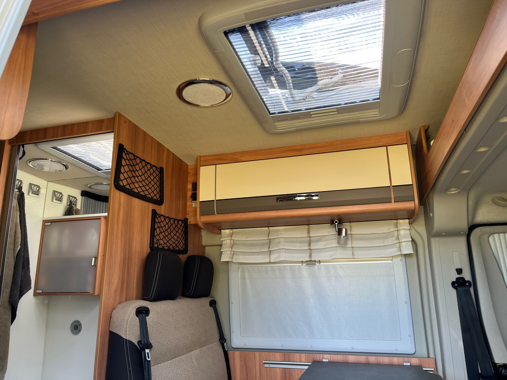 Overige merken PÖSSL SUMMIT 600 PLUS Fiat 160 PK automaat 2021 8