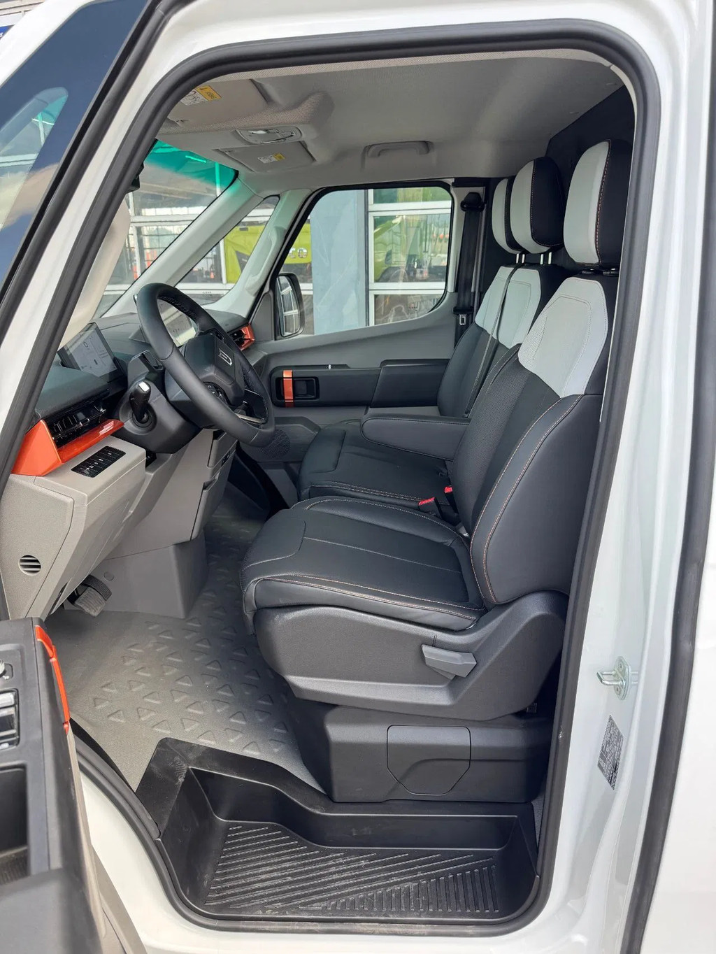 Overige merken SV L2H1 83Kw White 12