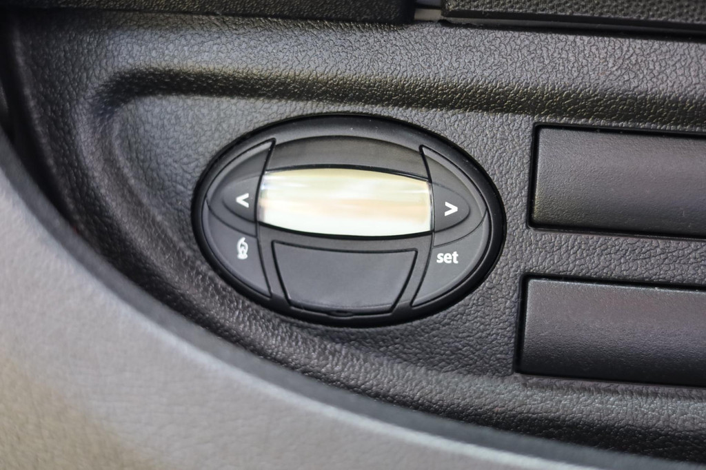 Overige merken TWIN 500 S Aut. | Airco | Zonnepanelen | Navi | Camera | Luifel | Trekhaak | LMV 16