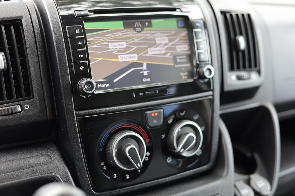 Overige merken TWIN 500 S Aut. | Airco | Zonnepanelen | Navi | Camera | Luifel | Trekhaak | LMV 17