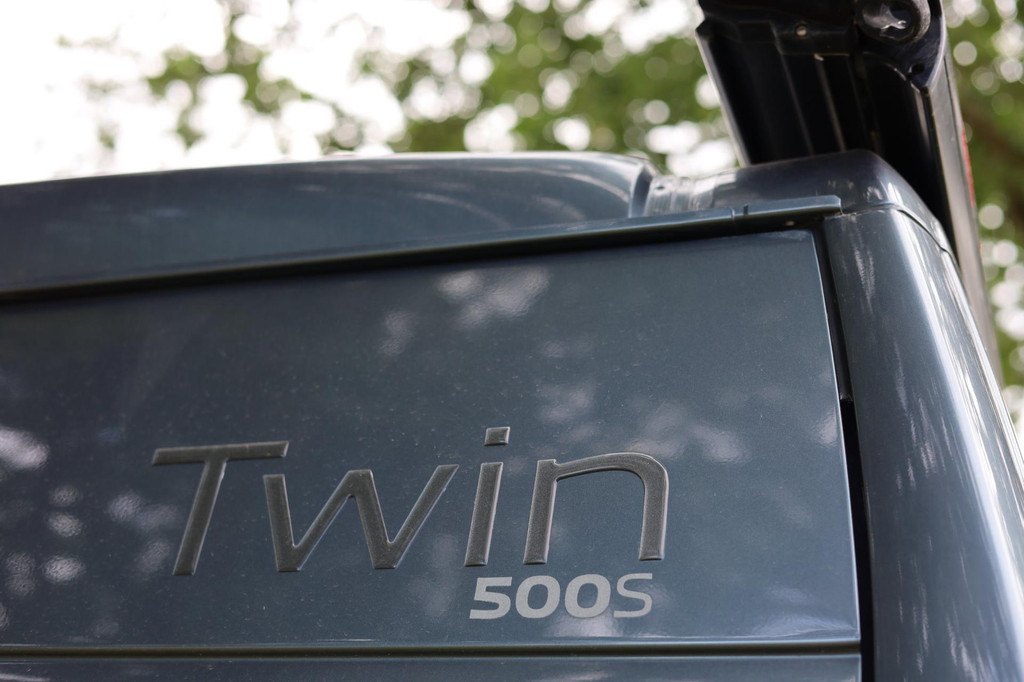 Overige merken TWIN 500 S Aut. | Airco | Zonnepanelen | Navi | Camera | Luifel | Trekhaak | LMV 19