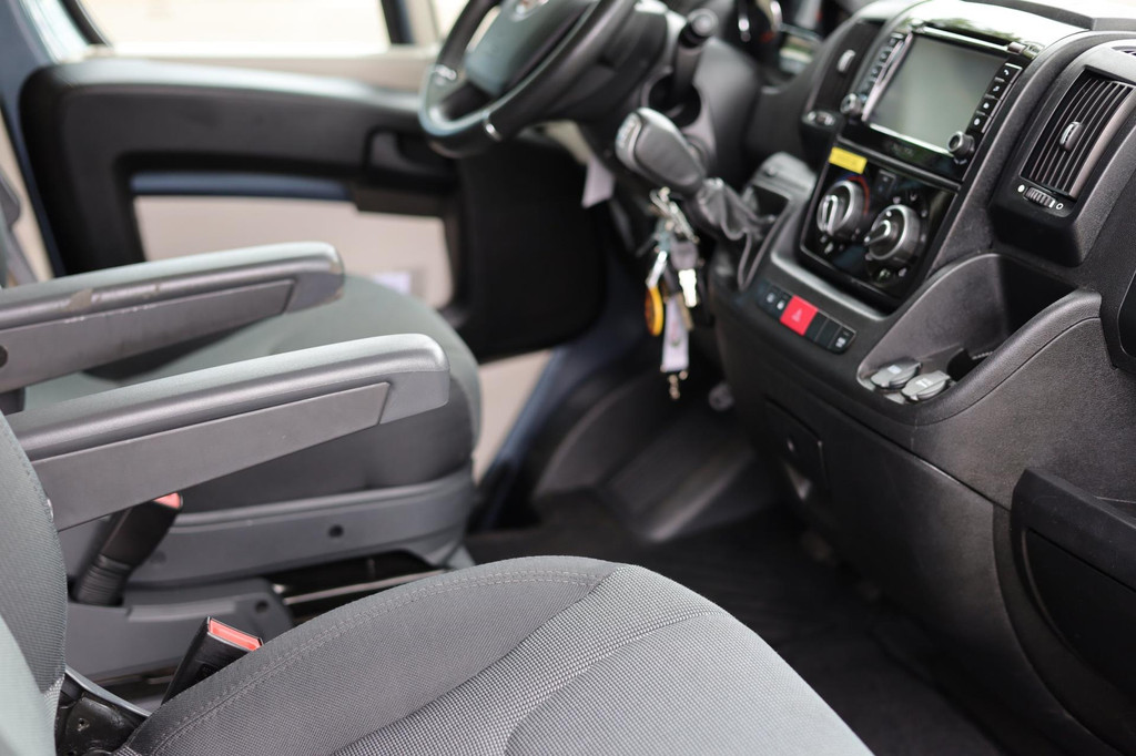 Overige merken TWIN 500 S Aut. | Airco | Zonnepanelen | Navi | Camera | Luifel | Trekhaak | LMV 8