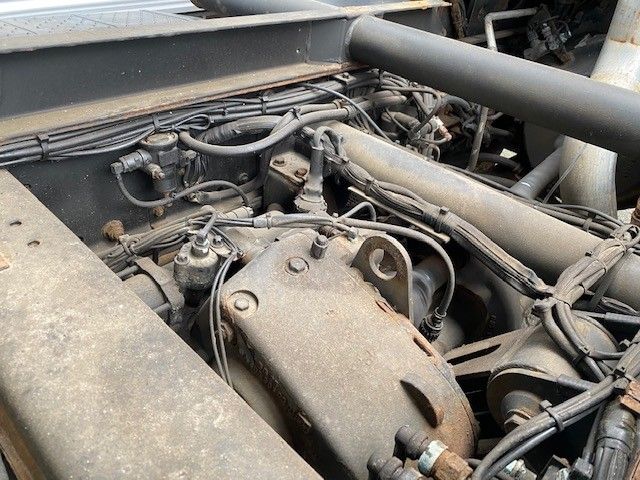 Overige merken U300 kiepbak,veel hydrauliek, 1200 uren ! 11