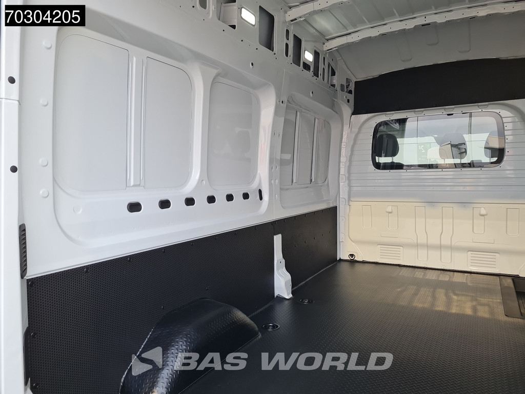 Overige merken eDeliver 9 Elektrisch 398WLTP 89kWh Snelladen L3H3 204pk ACC LED Airco Camera Parkeersensoren v+a Hoog Dak Airco 7