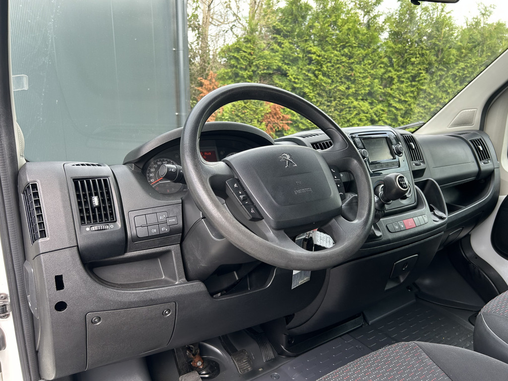 Peugeot Boxer 2.0 164 PK EURO 6 / PICK UP / OPEN LAADBAK / 49.917KM !! / 1e EIG. / 7-PERS DUBBELE CABINE / TREKHAAK / AIRCO / BLUETOOTH 7
