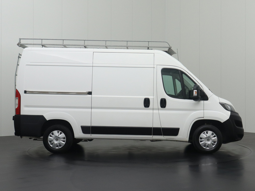 Peugeot Boxer 2.0BlueHDI 130PK L2H2 Pro Glasrestreel | Trekhaak | Navigatie | Camera | Airco | 3-Persoons 13