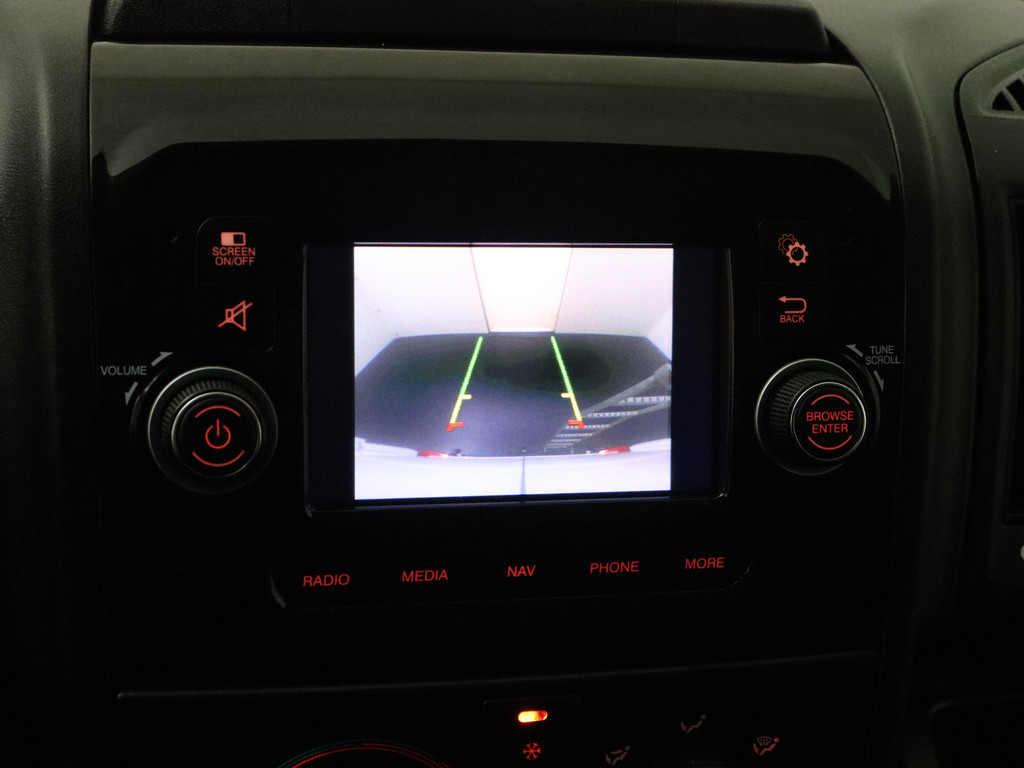 Peugeot Boxer 2.0BlueHDI 130PK L2H2 Pro Glasrestreel | Trekhaak | Navigatie | Camera | Airco | 3-Persoons 19