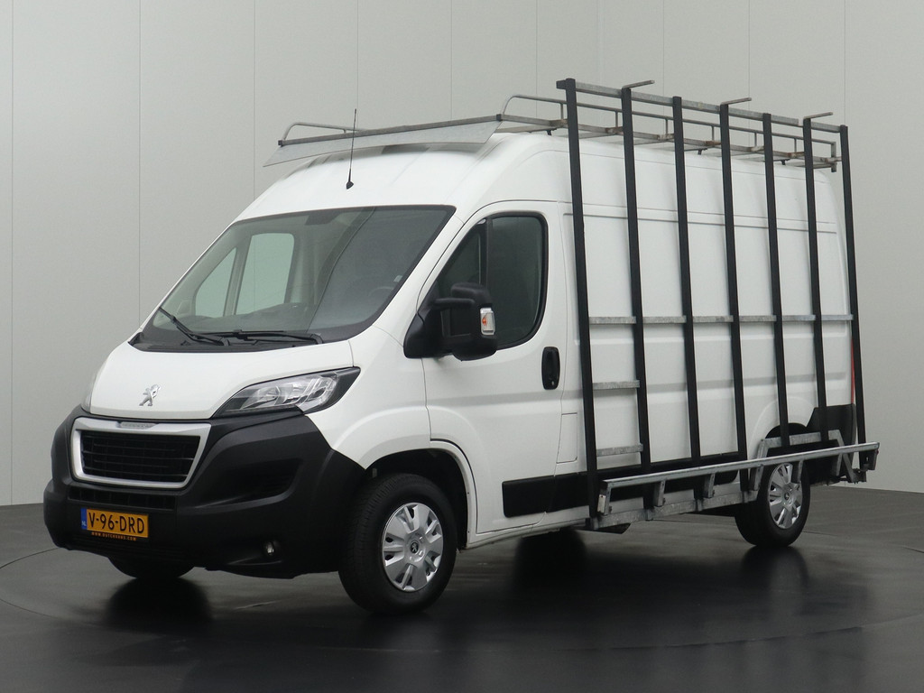 Peugeot Boxer 2.0BlueHDI 130PK L2H2 Pro Glasrestreel | Trekhaak | Navigatie | Camera | Airco | 3-Persoons 7