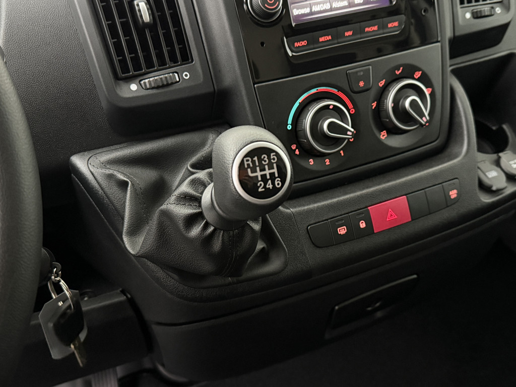 Peugeot Boxer 2.0HDi 140PK L2H2 Koelauto | Navigatie | Camera | Airco | Cruise | 3-Persoons 16