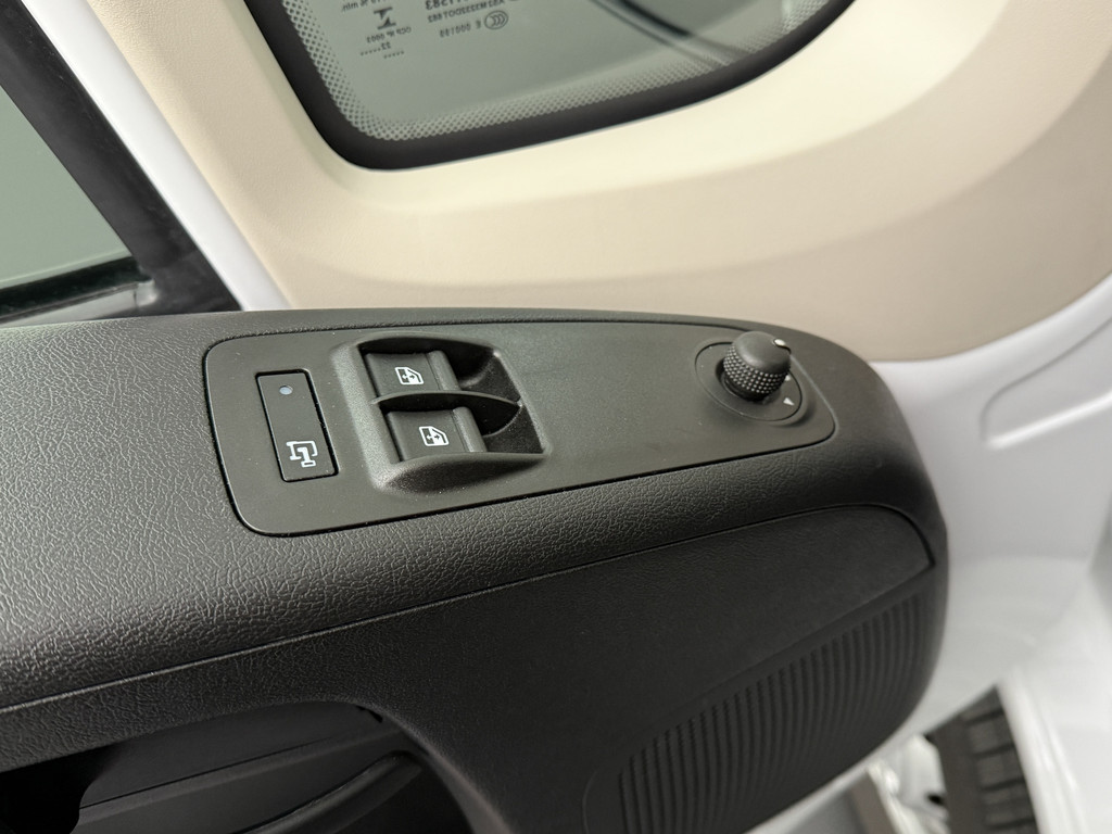 Peugeot Boxer 2.0HDi 140PK L2H2 Koelauto | Navigatie | Camera | Airco | Cruise | 3-Persoons 8