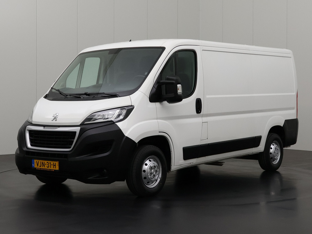 Peugeot Boxer 2.2BlueHDi 120PK L2H1 Premium | Camera | 3-Persoons | Betimmering | Cruise 7