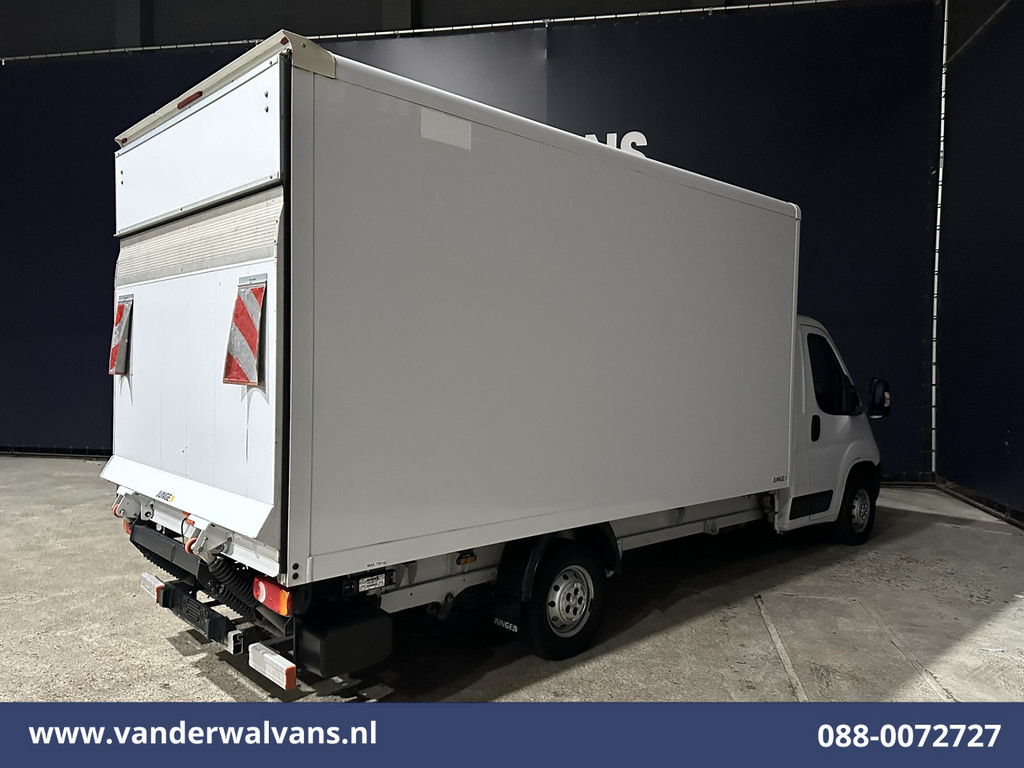 Peugeot Boxer 2.2 BlueHDi 141pk Bakwagen Laadklep Euro6 Airco | 955kg laadvermogen | Cruisecontrol Bijrijdersbank 10