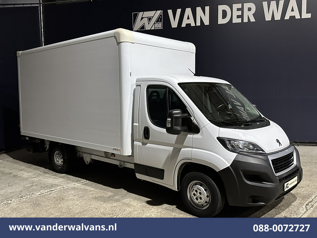 Peugeot Boxer 2.2 BlueHDi 141pk Bakwagen Laadklep Euro6 Airco | 985kg laadvermogen | Cruisecontrol Bijrijdersbank 8