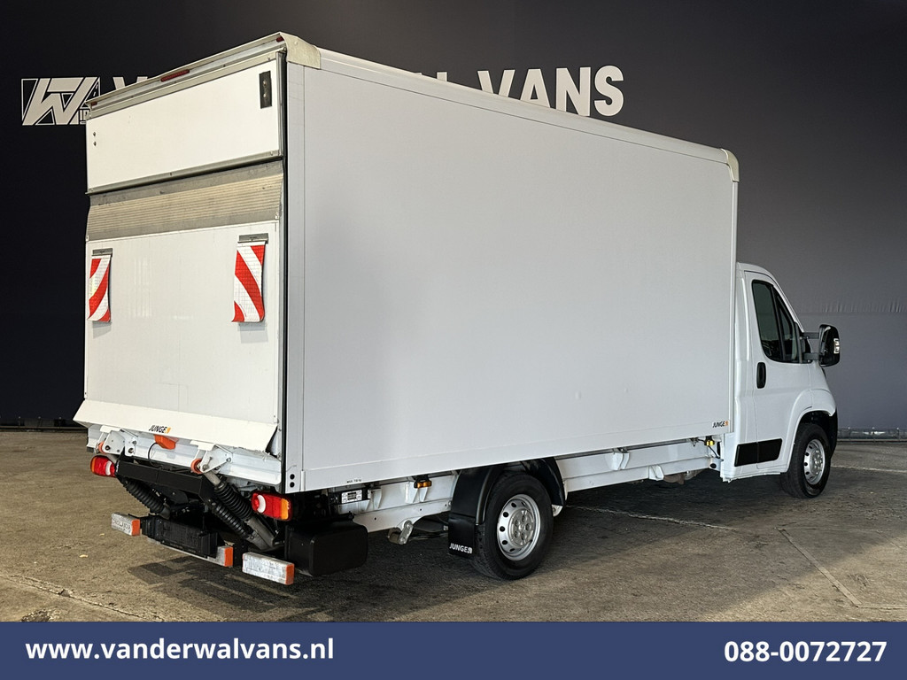 Peugeot Boxer 2.2 BlueHDi 141pk Bakwagen Laadklep Euro6 Airco | Cruisecontrol | 985kg laadvermogen Bijrijdersbank 10