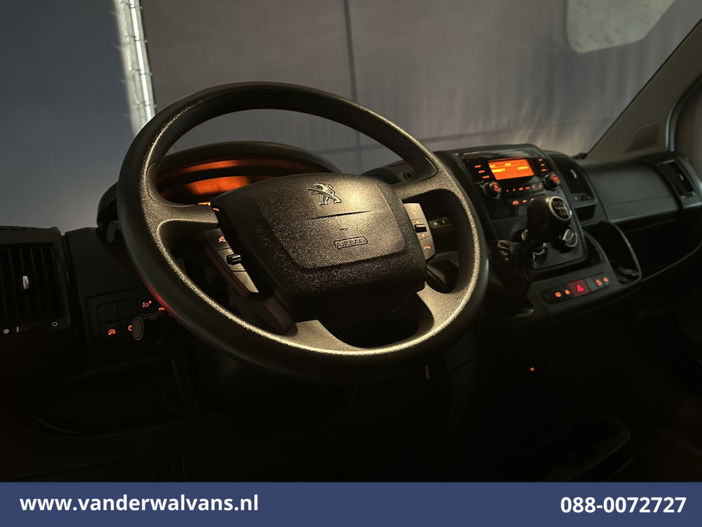 Peugeot Boxer 2.2 BlueHDi 141pk Bakwagen Laadklep Euro6 Airco | Cruisecontrol Bijrijdersbank 14