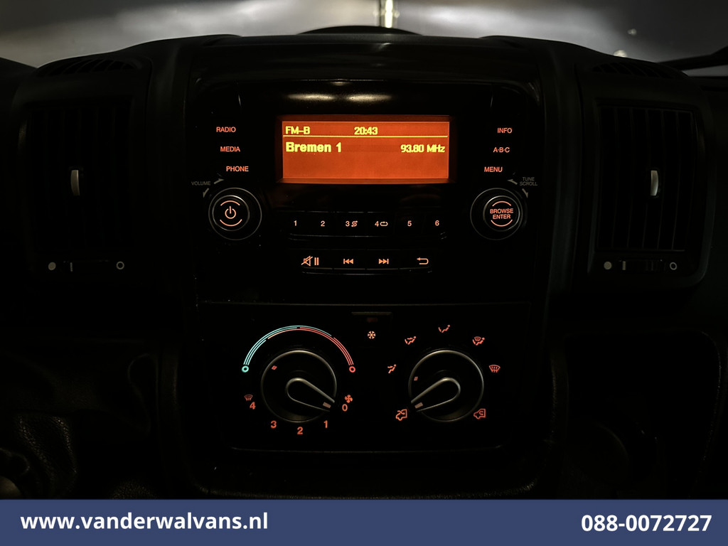 Peugeot Boxer 2.2 BlueHDi 141pk Bakwagen Laadklep Euro6 Airco | Cruisecontrol Bijrijdersbank 16