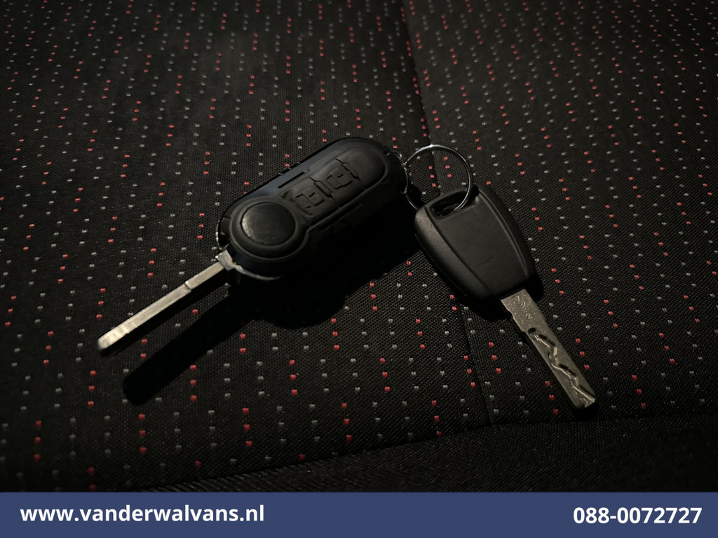 Peugeot Boxer 2.2 BlueHDi 141pk Bakwagen Laadklep Euro6 Airco | Cruisecontrol Bijrijdersbank 19