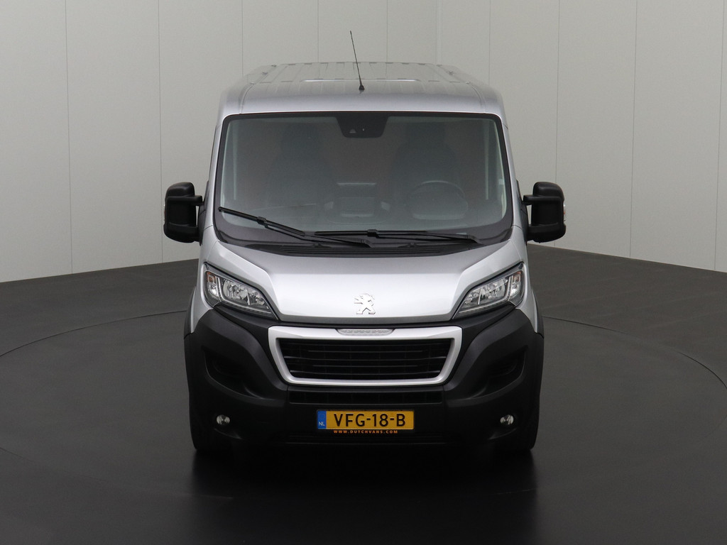 Peugeot Boxer 2.2BlueHDi 165PK L2H1 Zwaar | Leder | 3000Kg Trekhaak | Navigatie | Camera | Betimmering | Airco | Cruise 10