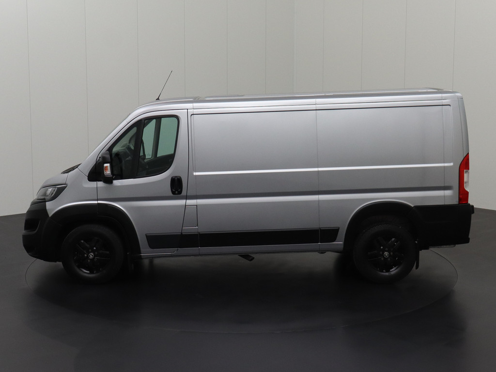 Peugeot Boxer 2.2BlueHDi 165PK L2H1 Zwaar | Leder | 3000Kg Trekhaak | Navigatie | Camera | Betimmering | Airco | Cruise 12