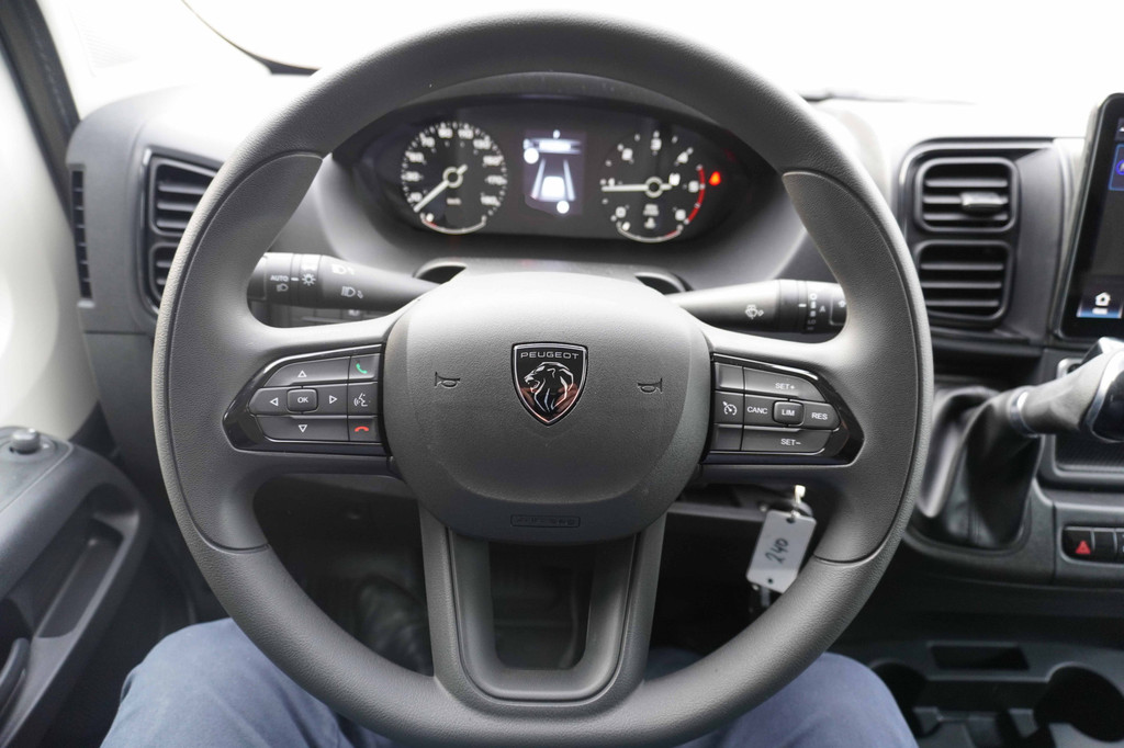 Peugeot Boxer 2.2 BlueHDi 180PK S&S L3H2 3.5t Zwaar Automaat nr. V039 | Airco | Cruise | Navi | Camera 13