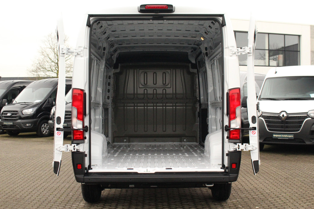 Peugeot Boxer 2.2BlueHDi 180pk S&S | L3H2 3.5t | Automaat | Carplay/Android | Camera | Cruise | Lease 645,- p/m 8