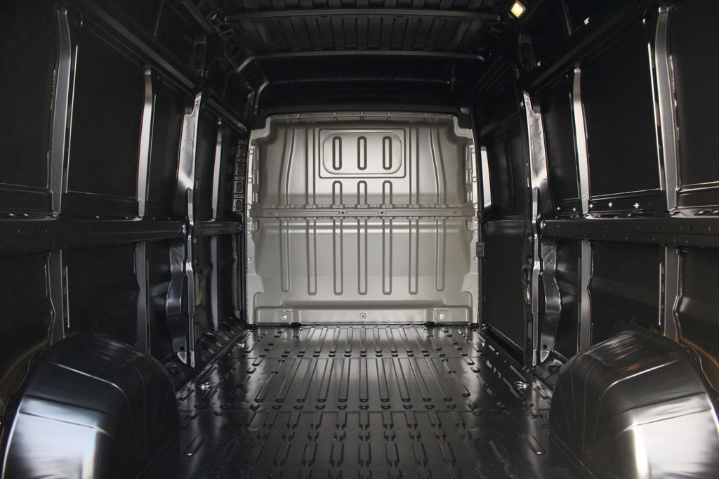 Peugeot Boxer 2.2BlueHDi 180pk S&S | L3H2 3.5t | Automaat | Carplay/Android | Camera | Cruise | Lease 645,- p/m 9