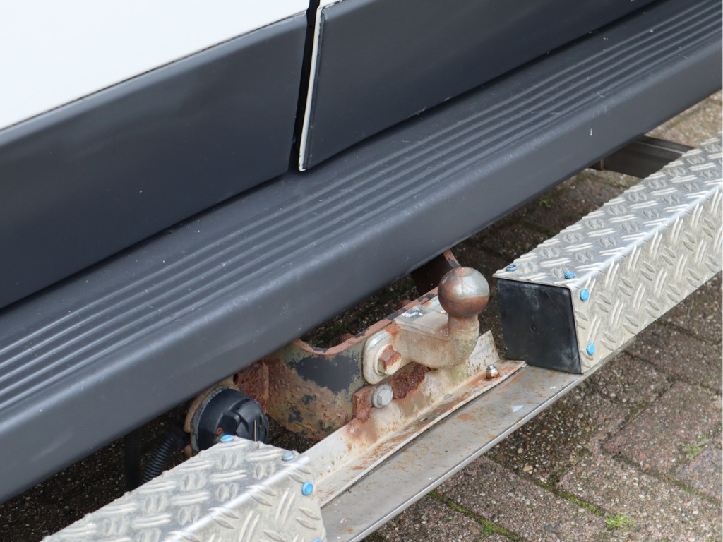 Peugeot Boxer 2.2 HDI 131pk L1H2 - Airco - Trekhaak - Imperiaal 13