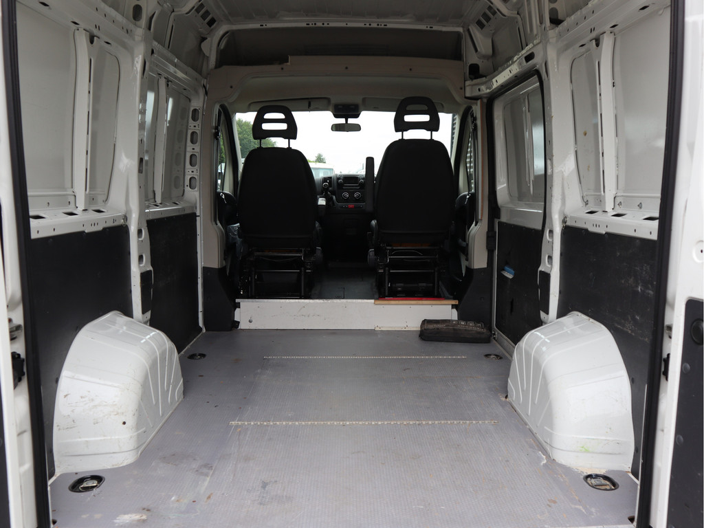 Peugeot Boxer 2.2 HDI 131pk L1H2 - Airco - Trekhaak - Imperiaal 14