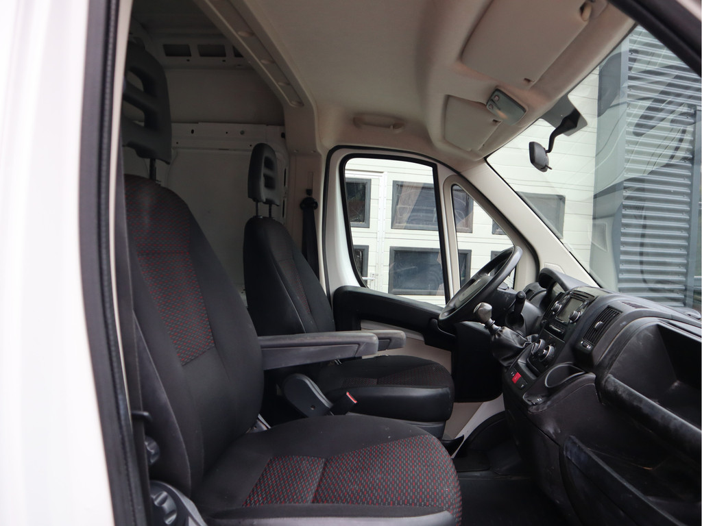 Peugeot Boxer 2.2 HDI 131pk L1H2 - Airco - Trekhaak - Imperiaal 7