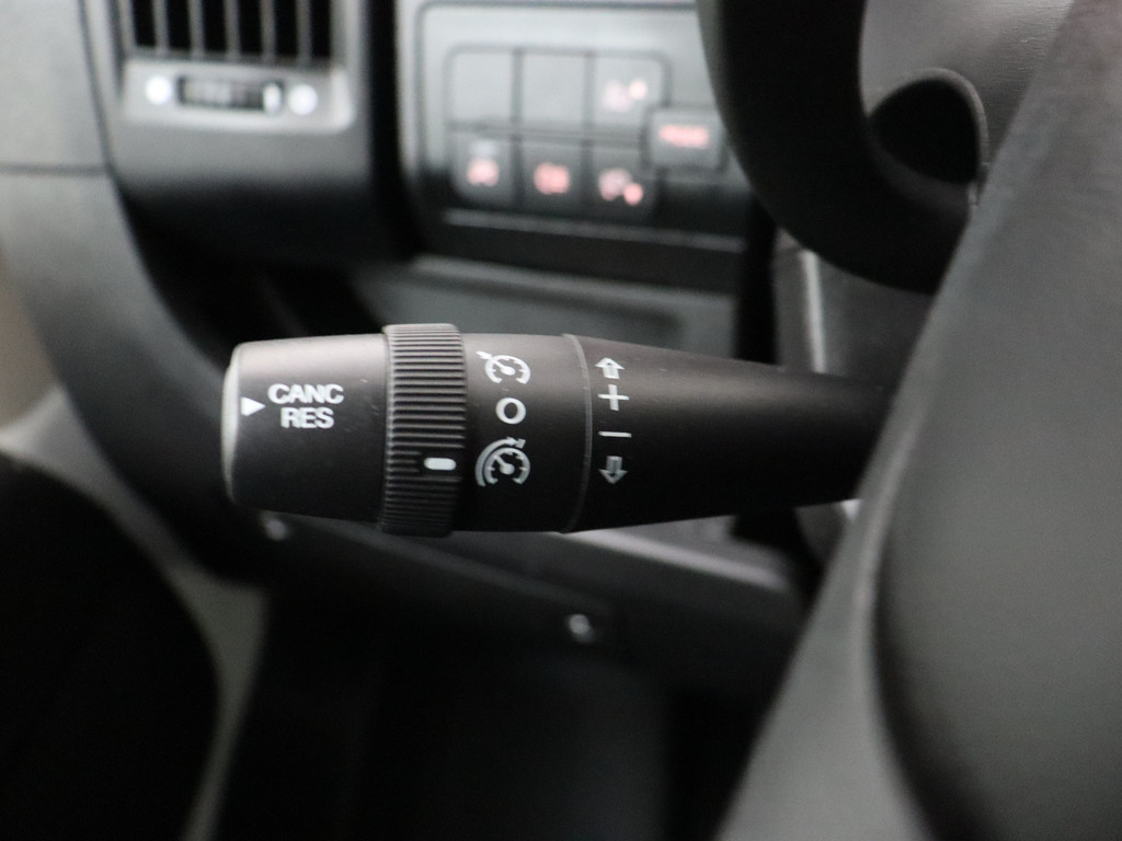 Peugeot Boxer 2.2HDI 140PK L2H2 | Airco | Cruise | Multimedia | 3-Persoons | Betimmering 16