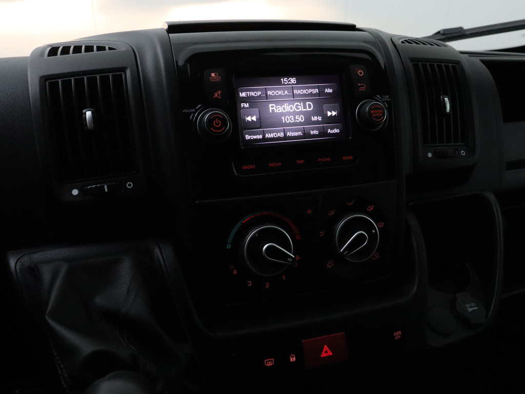 Peugeot Boxer 2.2HDI 140PK L2H2 | Airco | Cruise | Multimedia | 3-Persoons | Betimmering 17