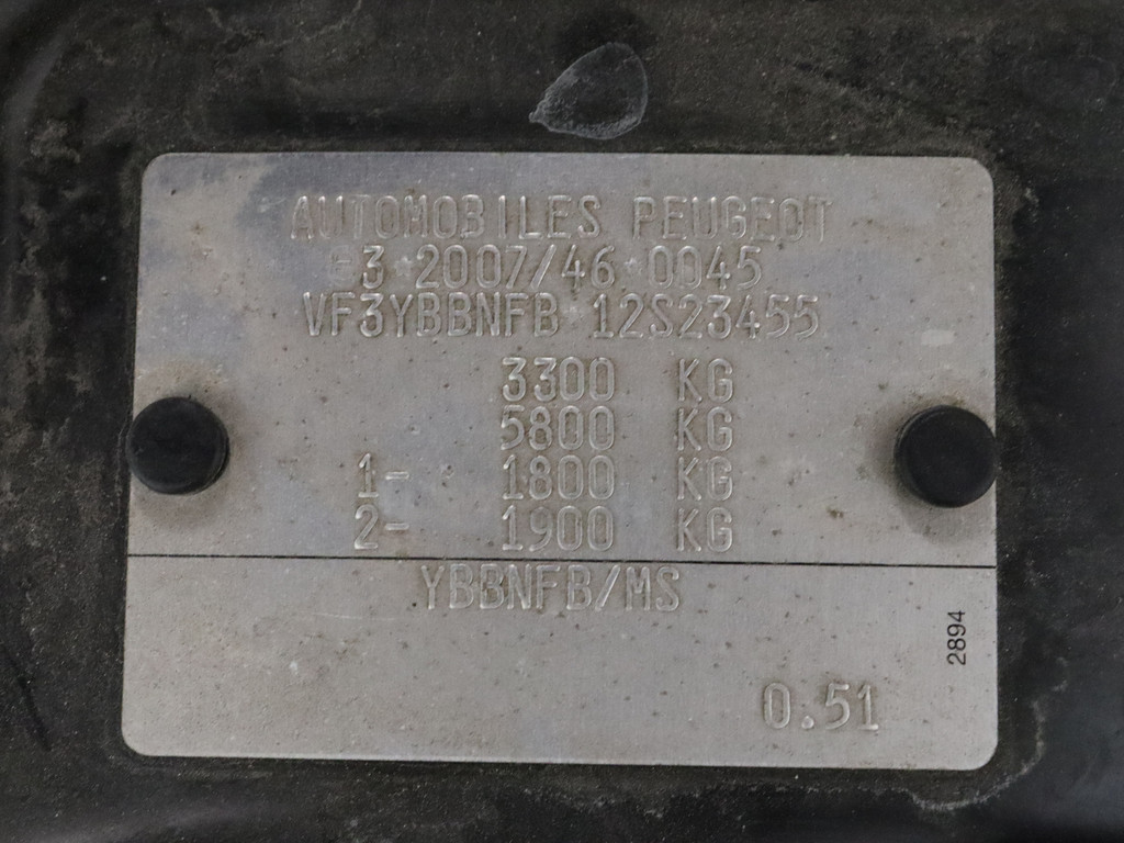 Peugeot Boxer 2.2HDI 140PK L2H2 | Airco | Cruise | Multimedia | 3-Persoons | Betimmering 20