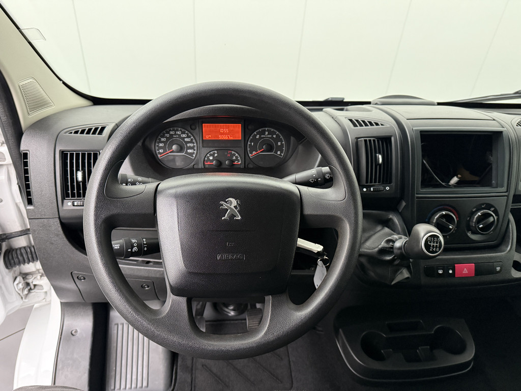 Peugeot Boxer 2.2HDi 140PK L3H2 Imperiaal | Betimmering | 3-Persoons 14