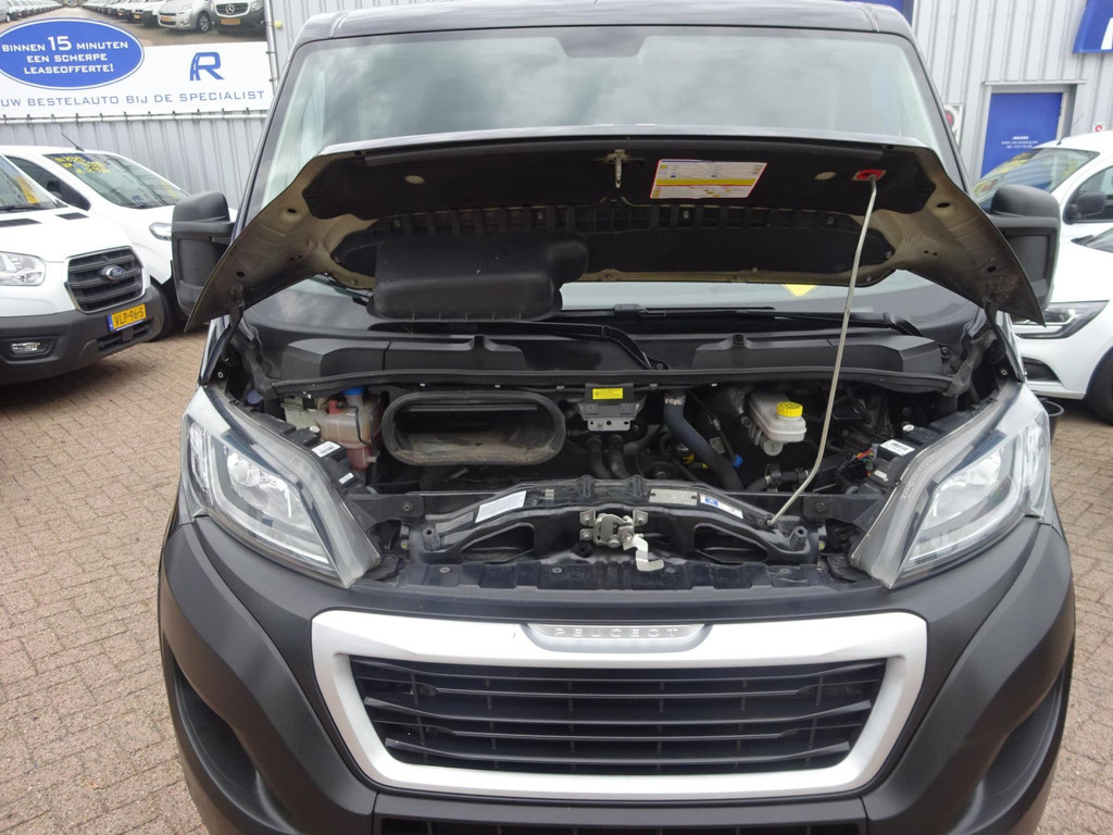 Peugeot Boxer 330 2.0 BlueHDI L2H1 Premium 9